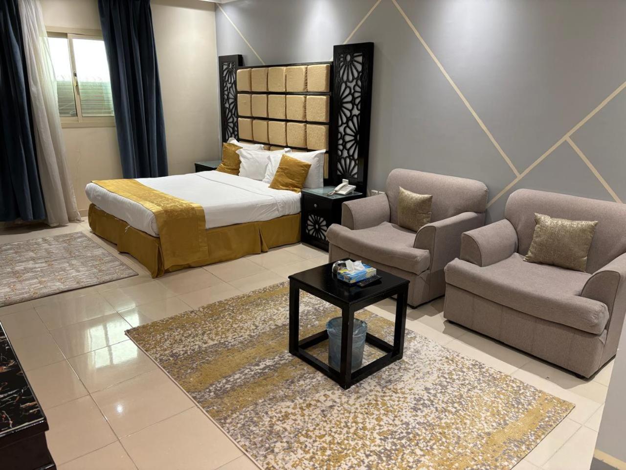 Al Lord Hotel Abu Qa'ar Екстериор снимка
